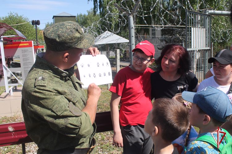 В Удмуртии Росгвардейцы провели квест «Гвардейская смена»
