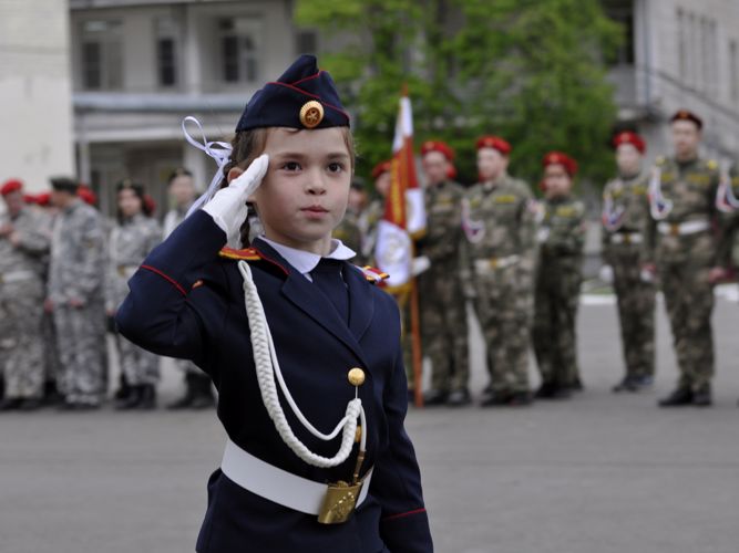В Управлении Росгвардии Удмуртии прошла торжественная линейка для кадет Гвардейской смены