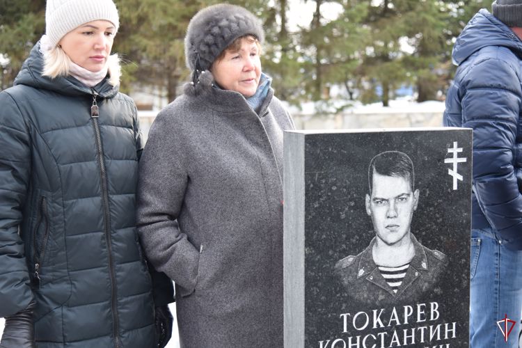 В Удмуртии сотрудники ОМОН Росгвардии почтили память коллег, погибших при выполнении служебного долга
