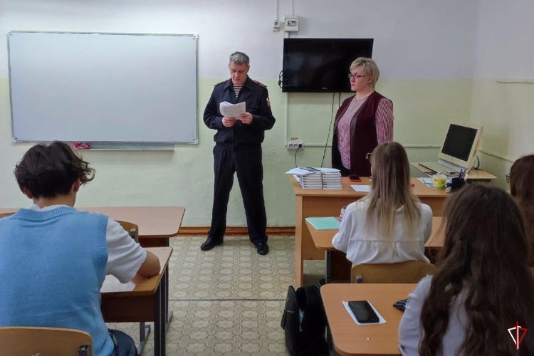В Удмуртии сотрудники Росгвардии присоединились к всероссийской акции «Неделя мужества»