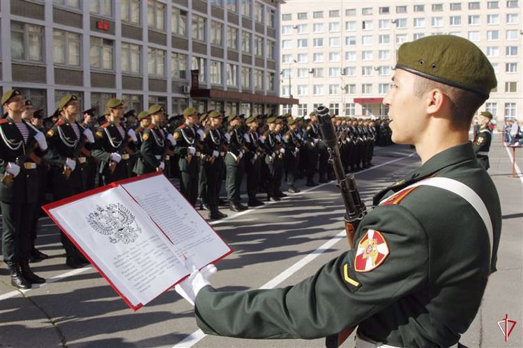 Дети участников спецоперации поступают в военные институты Росгвардии на льготных условиях