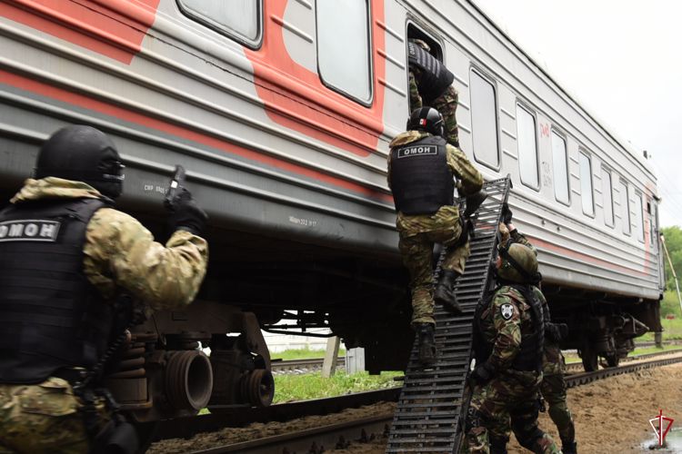 ОМОН «Барс» Управления Росгвардии по Удмуртской Республике отмечает юбилей