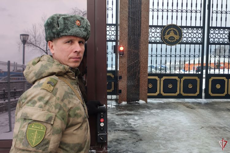 В Удмуртии профессиональный праздник отметили военнослужащие воткинского батальона Росгвардии