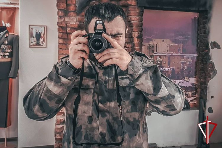 Фотокорреспонденты и фотографы-любители Росгвардии отмечают профессиональный праздник