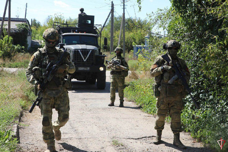  Росгвардейцы в ЛНР обнаружили оставленное убежище украинских националистов