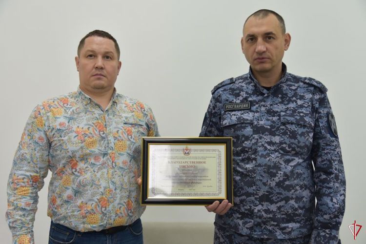 Росгвардейцы поблагодарили за сотрудничество и взаимодействие организации Ижевска