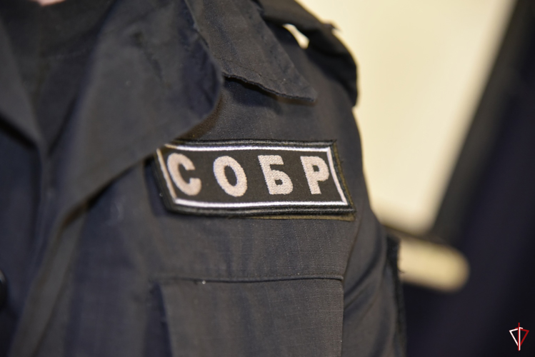 Сотрудники Росгвардии провели урок по безопасности гостям детского санатория в Удмуртии