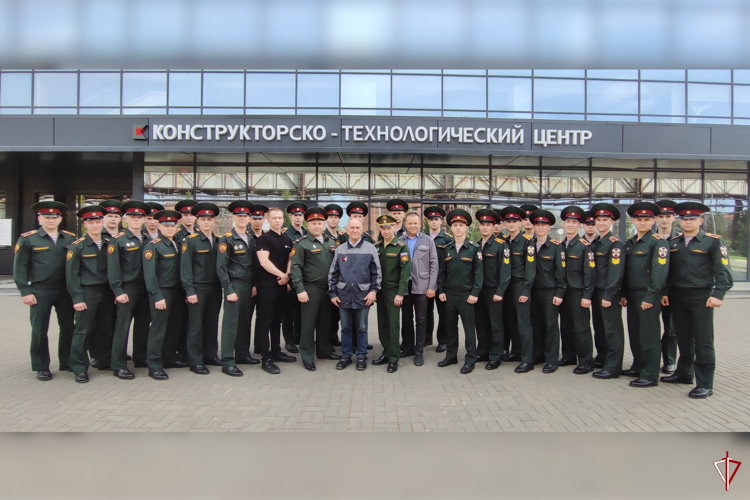Курсанты Пермского военного института Росгвардии завершили производственную практику в АО «Концерн «Калашников» в Удмуртии