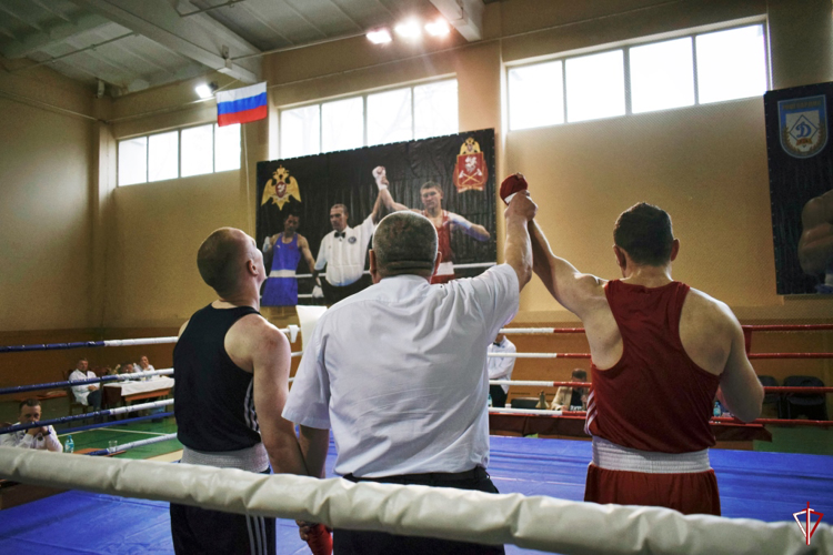 Боец ОМОН из Удмуртии завоевал золото чемпионата Приволжского округа Росгвардии по боксу