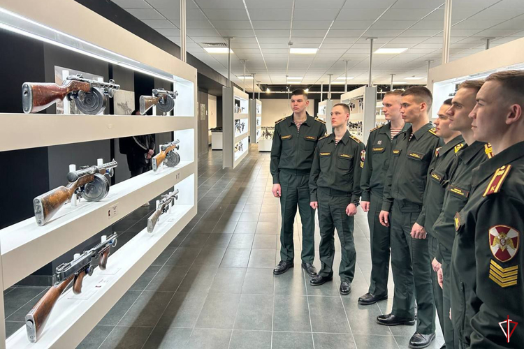 Курсанты Пермского военного института Росгвардии приступили к производственной практике на предприятии концерна «Калашников» в Удмуртии