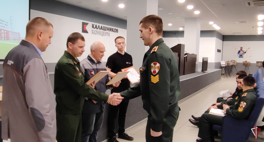 Курсанты Пермского военного института Росгвардии завершили производственную практику в АО «Концерн «Калашников» в Удмуртии