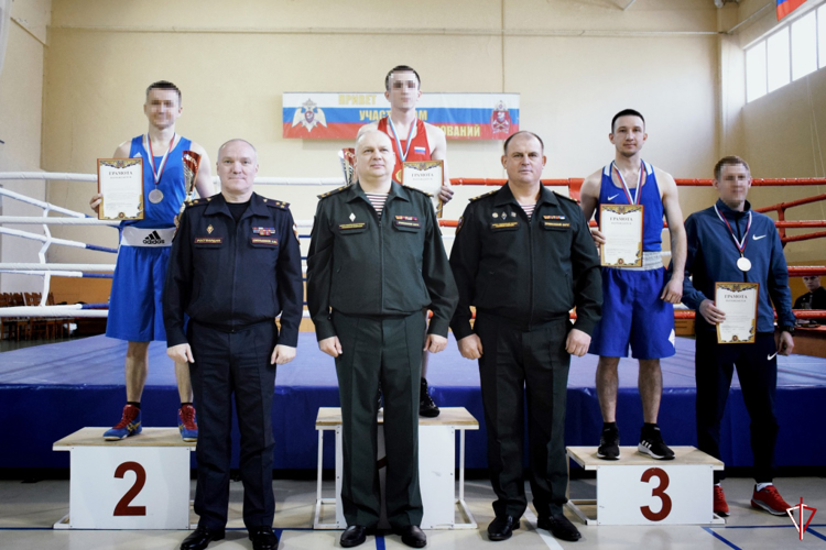 Боец ОМОН из Удмуртии завоевал золото чемпионата Приволжского округа Росгвардии по боксу