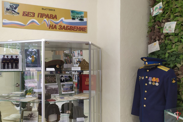 В преддверии Дня России росгвардейцы посетили Увинский историко-художественный музей