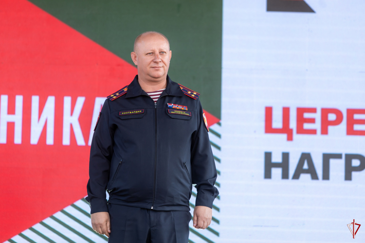 В Удмуртии отличившимся сотрудникам Концерна «Калашников» вручили ведомственные награды Росгвардии