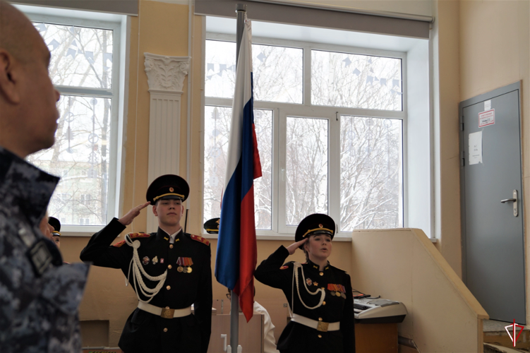 В Удмуртии заместитель начальника Управления Росгвардии принял участие в посвящении кадет в лицеисты