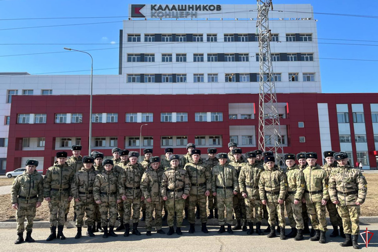 Курсанты Пермского военного института Росгвардии приступили к производственной практике на предприятии концерна «Калашников» в Удмуртии