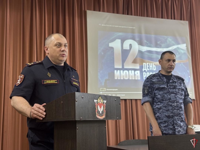 В Удмуртии наградили лучших сотрудников вневедомственной охраны Росгвардии