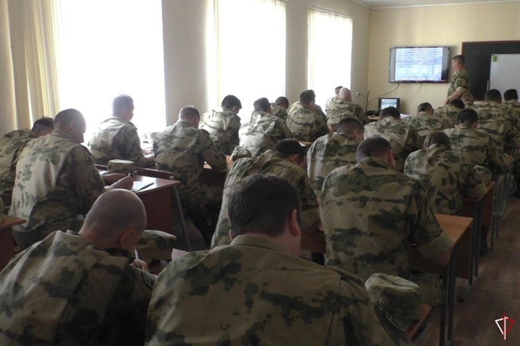 В Управлении Росгвардии по Удмуртской Республике прошли военные сборы с гражданами, пребывающими в запасе