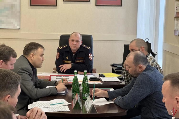 В Удмуртии сотрудники Росгвардии провели совещание с представителями объектов военно-промышленного и топливно-энергетического комплексов