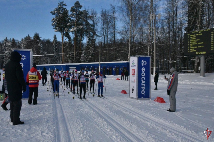В Удмуртии завершился чемпионат Приволжского округа Росгвардии по лыжным гонкам и служебному двоеборью (видео)
