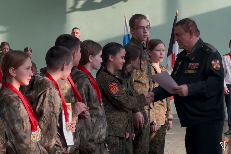 В Удмуртии провели кадетский военно-спортивный фестиваль, посвященный памяти первого командующего внутренней стражи, ставшей прообразом современной Росгвардии