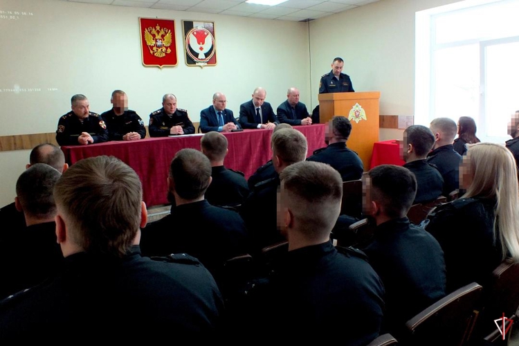 Сотрудники СОБР «Соболь» Управления Росгвардии по Удмуртской Республике отметили 33 годовщину со дня образования