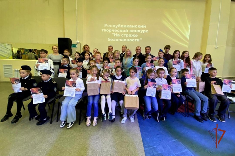В Ижевске состоялось награждение победителей Республиканского конкурса «На страже безопасности», посвященного Росгвардии