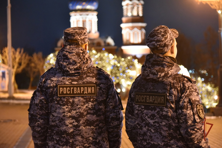 Росгвардейцы приняли участие в обеспечении порядка и безопасности жителей Удмуртии во время празднования Пасхи