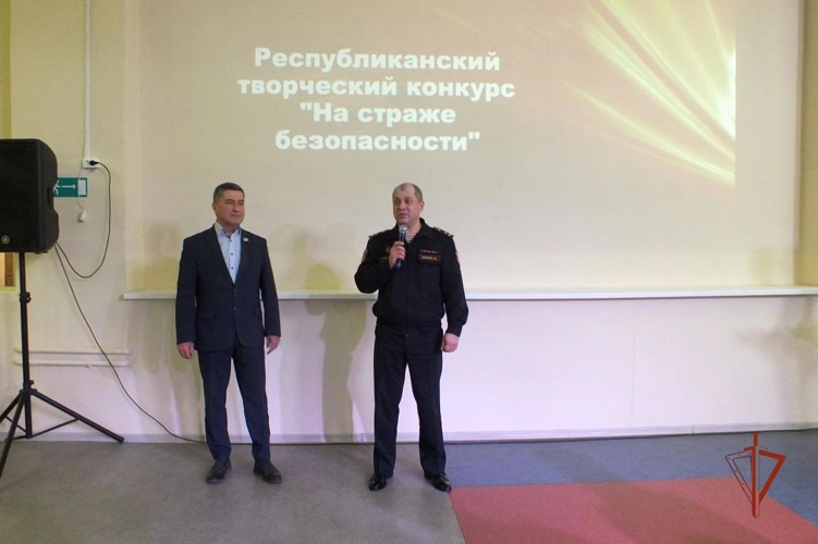 В Ижевске состоялось награждение победителей Республиканского конкурса «На страже безопасности», посвященного Росгвардии