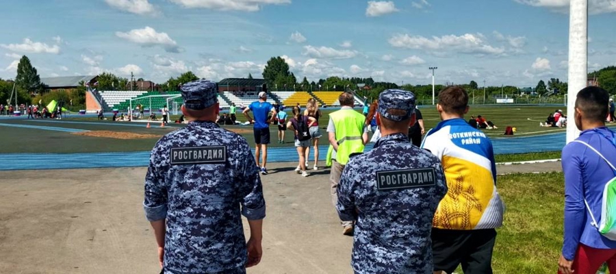 Росгвардейцы обеспечивают правопорядок при проведении Республиканских летних спортивных сельских игр в Удмуртии