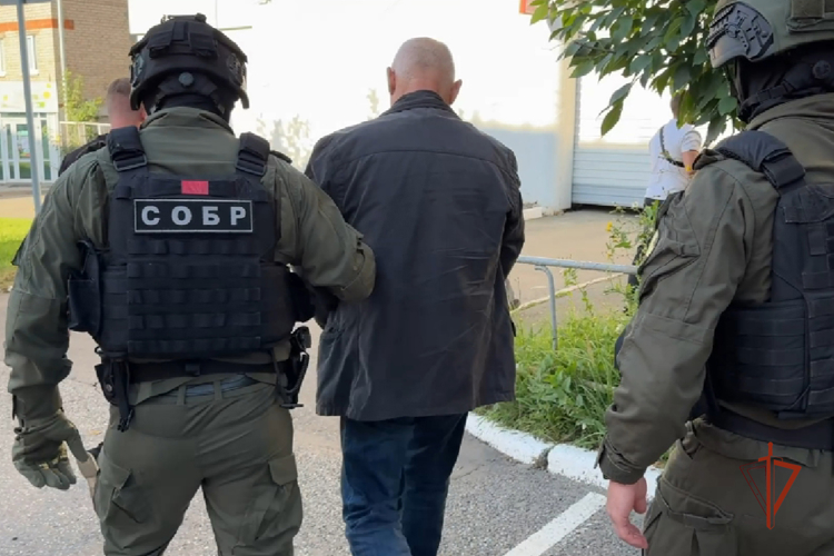 В Удмуртии при силовой поддержке спецназа Росгвардии задержаны подозреваемые в мошенничестве под видом оказания оздоровительных услуг