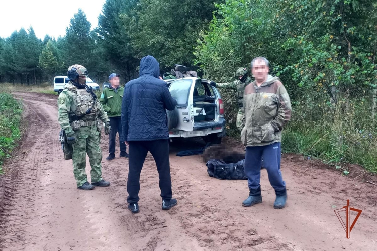 В Удмуртии при поддержке спецназа Росвгардии задержан подозреваемый в браконьерстве (видео)