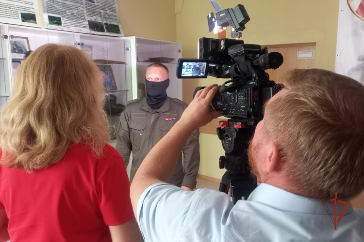 Сюжет телеканала «Удмуртия»: сотрудники СОБР «Соболь» Росгвардии почтили память погибшего 15 лет назад коллеги Абукара Ризаханова (видео)