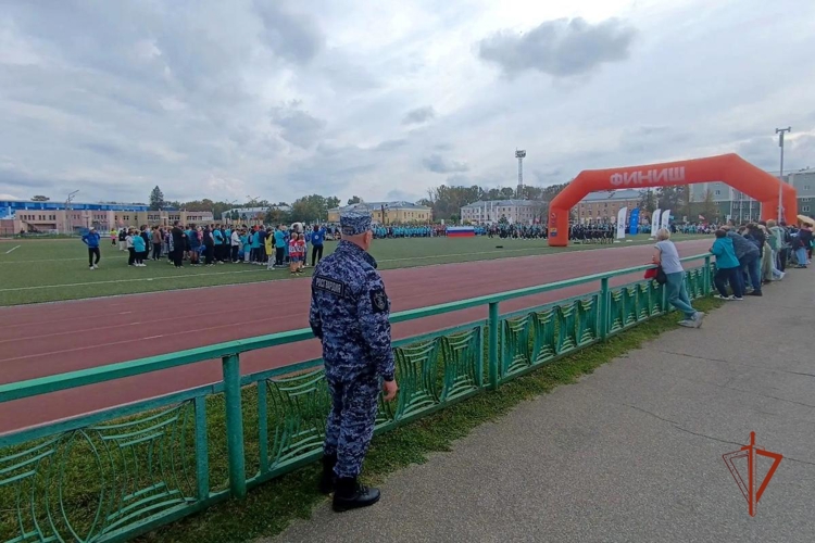 Росгвардейцы обеспечили правопорядок при проведении «Кросса нации» в Удмуртии