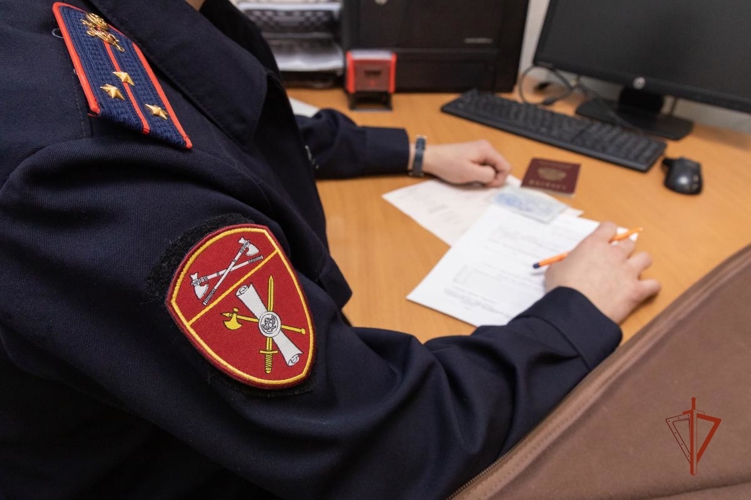 Управление Росгвардии по Удмуртской Республике напоминает о возможности сдачи оружия для нужд СВО