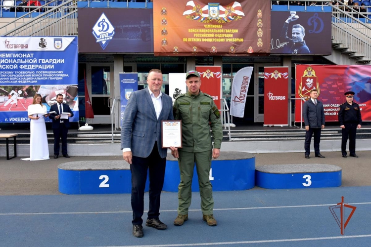В Удмуртии завершился чемпионат Росгвардии по летнему офицерскому троеборью