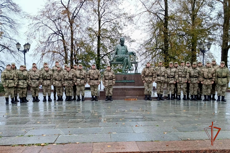 Военнослужащие Воткинского батальона Росгвардии посетили музей-усадьбу П.И. Чайковского