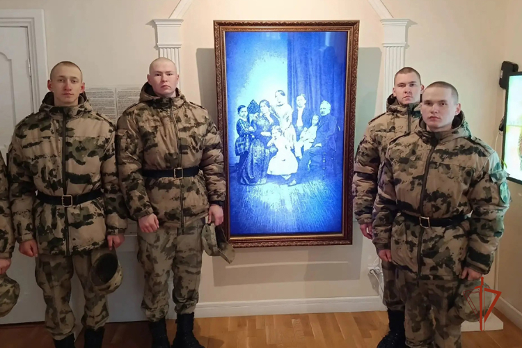 Военнослужащие Воткинского батальона Росгвардии посетили музей-усадьбу П.И. Чайковского